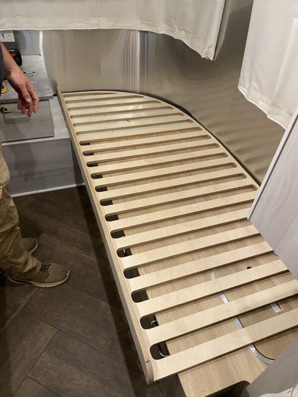 Twin Bed Trestle - F.REE Local Install